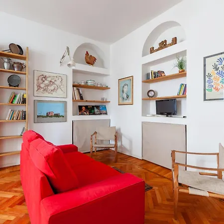 Apartamento Comodo Nel Centro Storico Di - San Vincenzo *