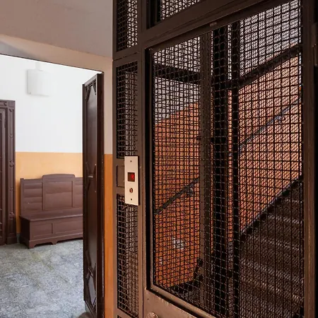 Apartamento Comodo Nel Centro Storico Di - San Vincenzo
